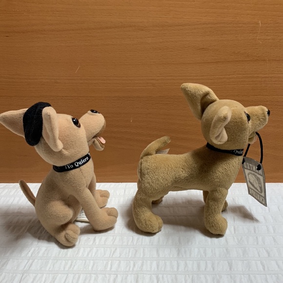 Taco Bell Merch Plush Dogs w/Sounds by Applause - Picture 4 of 10